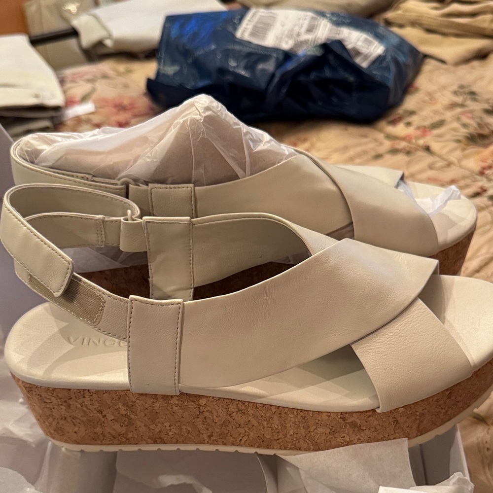 Vince Cream Wedge Sandals size 10 NEW
